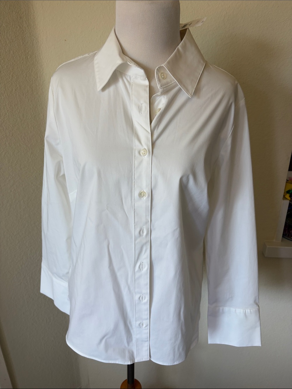 Banana Republic Women's White Button-Down Shirt